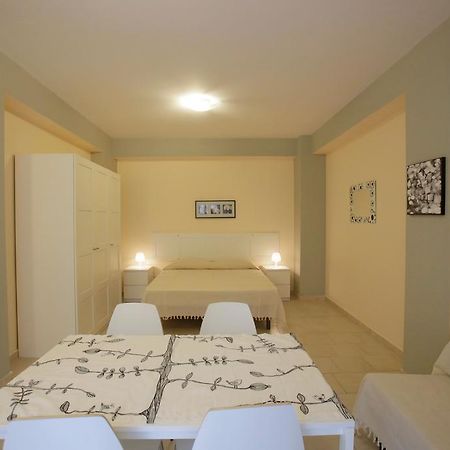 Appartamento Topazio Letojanni Exterior foto