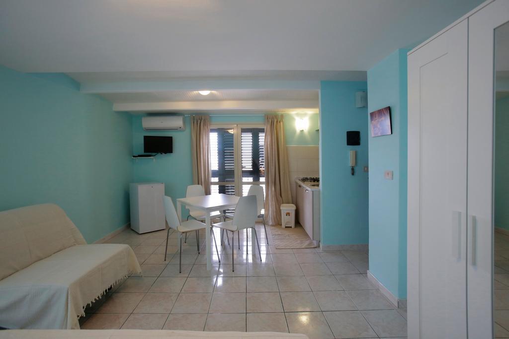 Appartamento Topazio Letojanni Exterior foto