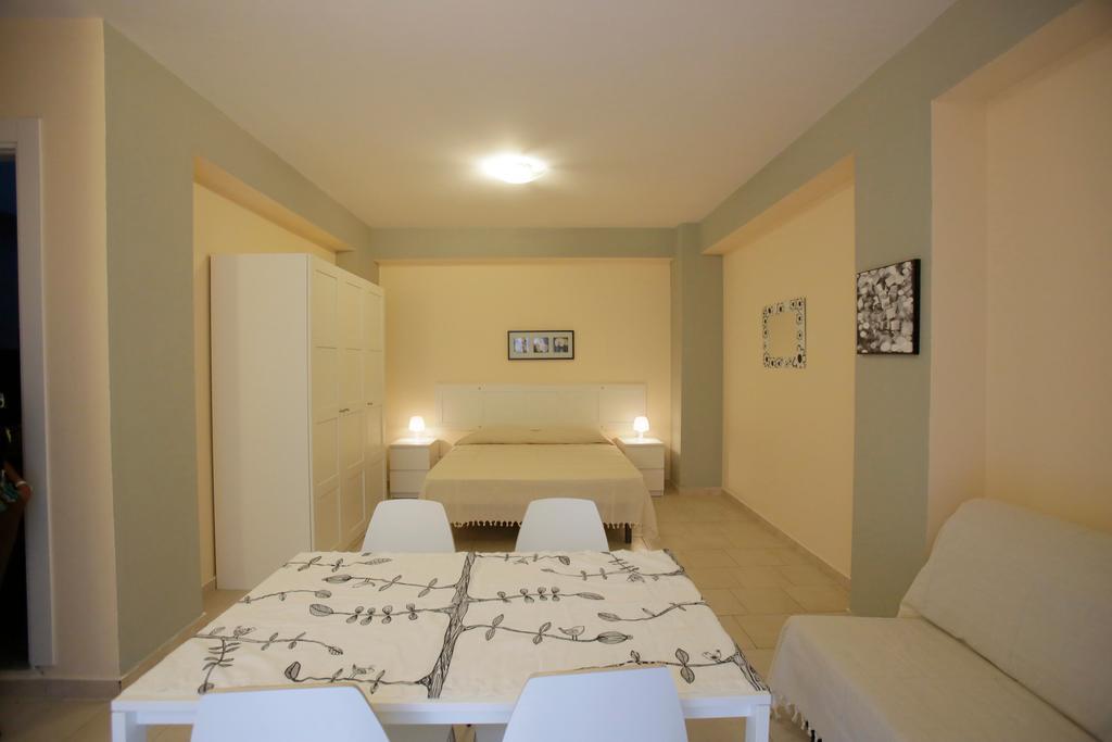 Appartamento Topazio Letojanni Exterior foto